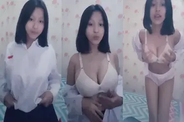 Rara Nadifa Cewek SMP Hijab Goyang Binal Di Ranjang